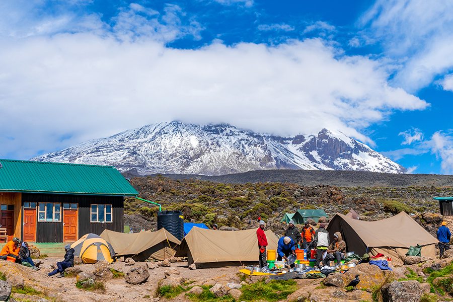 climbing-mount-Kilimanjaro-with-tourtamu-africa